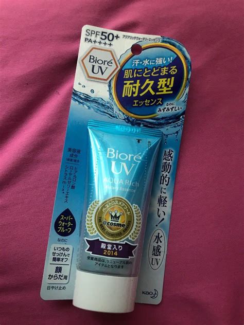 Biore UV Aqua Rich Watery Essence SPF 50, Kesehatan & Kecantikan, Kulit ...