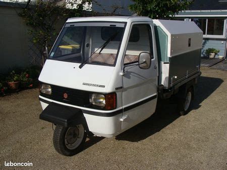 PIAGGIO APE Piaggio Triporteur Vespacar P 703 V 1991 Used The Parking