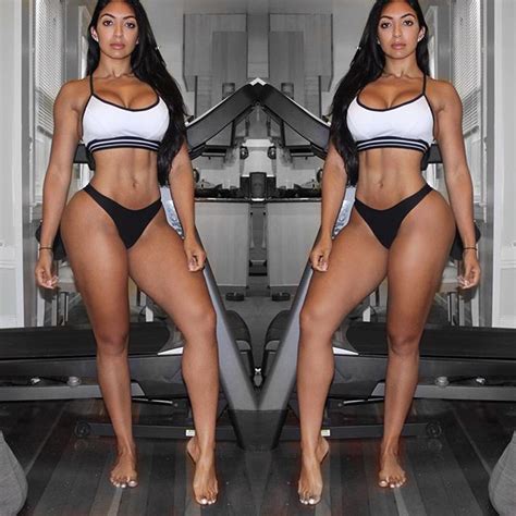 8 Hot New Sumeet Sahni Bikini Pics