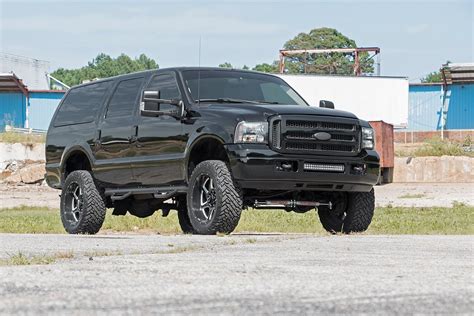 3 Inch Lift Kit | Ford Excursion 4WD (2000-2005) | Rough Country