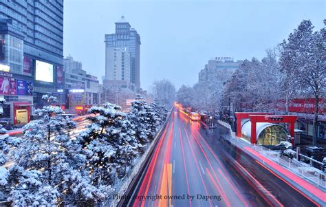 为什么西安一下雪就成了长安？ 雪景 小寨 钟楼 新浪新闻