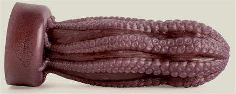 Mr Hankey S Review Rating The Fantasy Dildo Legend Sex Toy Magazine