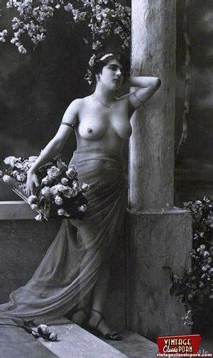 Horny Hairy Some Vintage Naked Girls Weari XXX Dessert Picture 10