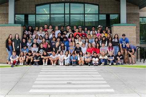 Sixth Grade Class Picture 2022 23 | Lakeview Elementary School