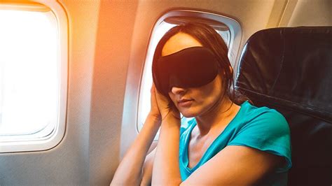 7 Tips To Ease Jet Lag After An International Flight