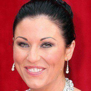 Jessie Wallace - Age, Family, Bio | Famous Birthdays