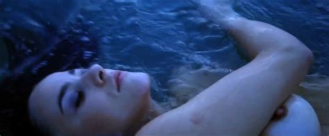 Nude Video Celebs Juliane Elting Nude Morena Nascimento Nude Ventura 2012