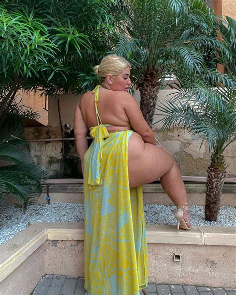 Ft Ydn Natalialozano Vgfhki FB IMG Porn Pic