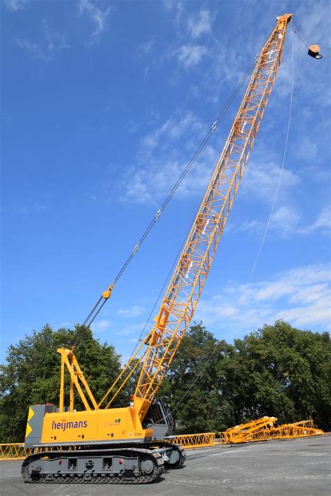 Pv E Crane Launches 80 Tonne Zero Emission Crawler Crane Pv E Crane En