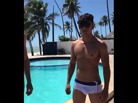 Modelo Novinho De Sunga Branca Xvideos