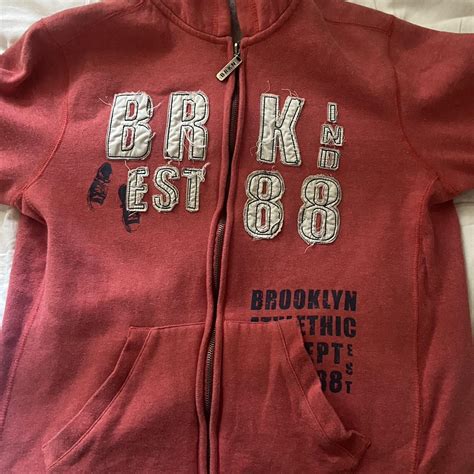 Vintage Red Zip Up Hoodie Thrift Find Xss Depop