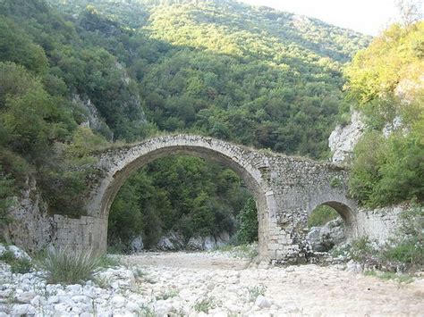 ملف Ponte di Annibale Ricigliano المعرفة