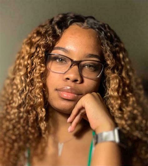 Hd Lace Ombre Honey Blonde Curly Human Hair Lace Front Wigs Jessie S Wig Jessie S Wig