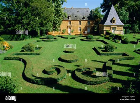 17th Century Gardens Hi Res Stock Photography And Images Alamy