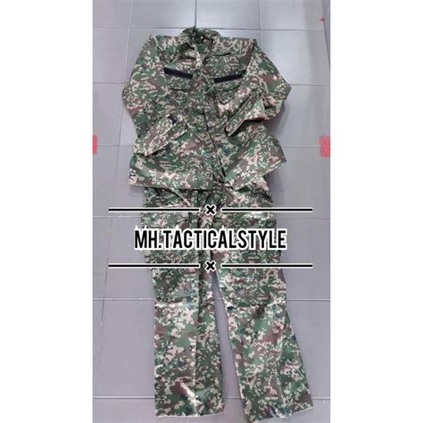 Baju No 5 Tentera Darat Sarah Young