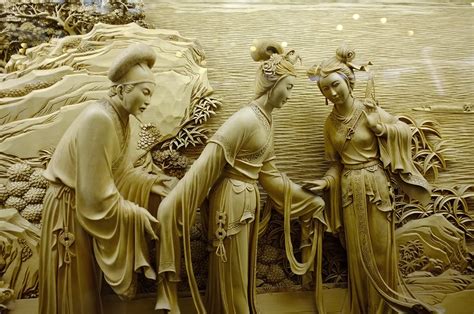 The Exquisite Detail of Traditional Chinese Dongyang Wood Carving — Colossal