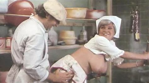 Naked Doris Delaas in Gefährlicher Sex frühreifer Mädchen 2 Höllisch heiße Mädchen