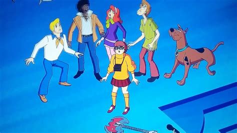 The Yowie Yahoo captures the Hex Girls (Scooby-Doo and the Legend of
