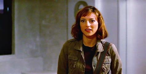 Lola Glaudini Bio, Early Life, Career, Net Worth and Salary