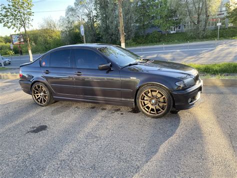 32. Покраска поводков дворников — BMW 3 series (E46), 2,2 л, 2002 года ...