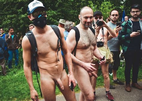 Public Naked Guys Gifs Pics Photo BoyFriendTV