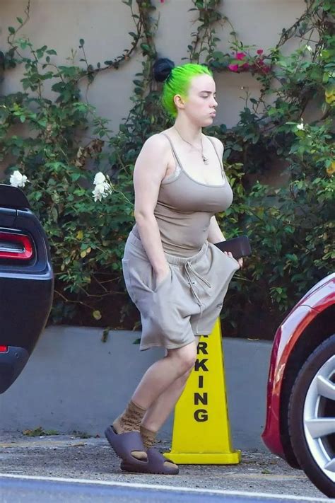 I Want To Fuck Billie Eilish Tits Scrolller