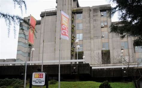 rtcg na crnogorskom jeziku angus young