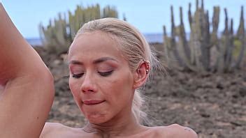 Athletic Blonde Veronica Leal Gets DPd By Two Strangers Outside GP XNXX