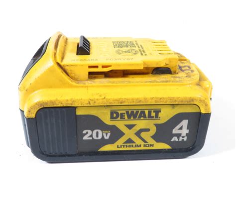 Dewalt Dcb204 20 Volt Max Xr Premium Lithium Ion 40ah Battery Pack