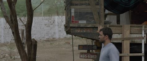 ausCAPS Juliano Cazarré nude in Neon Bull