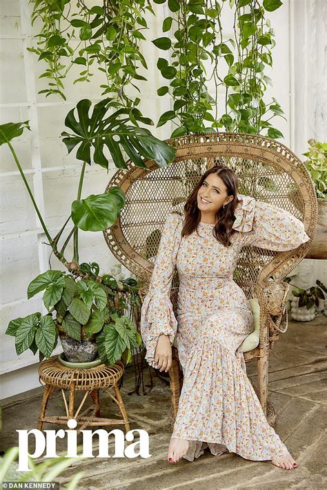 Lisa Snowdon shows off her jaw dropping figure in green bikini on Mallorca trip with fiancé