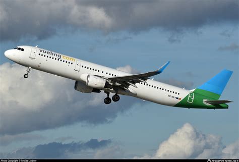 Ec Nlv Vueling Airbus A Wl Photo By Tobias Lindner Id