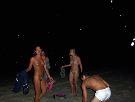 Skinny Dipping Xxx By Bootsandballs Porn Pictures Xxx Photos Sex Images Page Pictoa