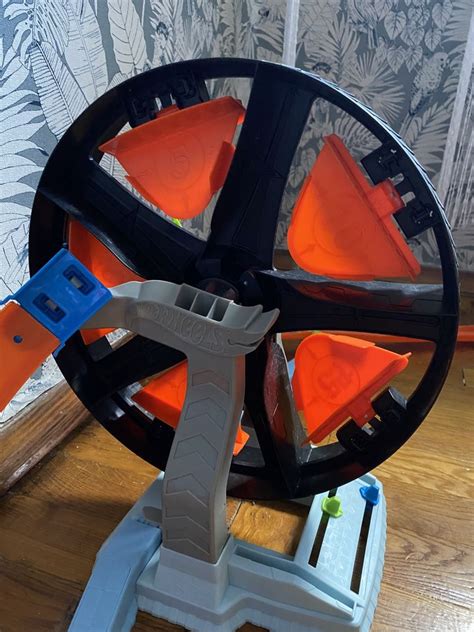 Hot Wheels хто вілс шалене колесо 700 грн Машинки Київ на Olx