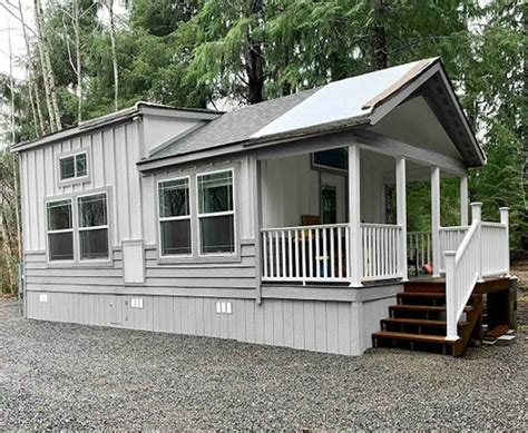 How Do You Create Both Warmth And Practicality in a Limited Space? This ...