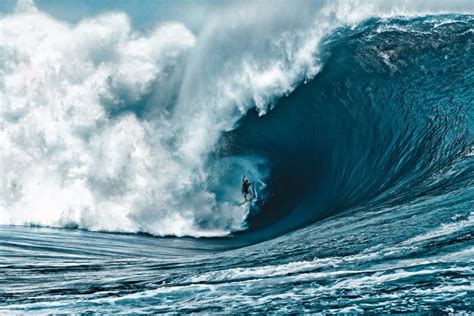 Teahupoo The Worlds Scariest Biggest Waves And Surf Spots Surfsista