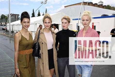 Rebecca Mir Elena Carriere Kim Hnizdo Und Franziska Knuppe Bei Der