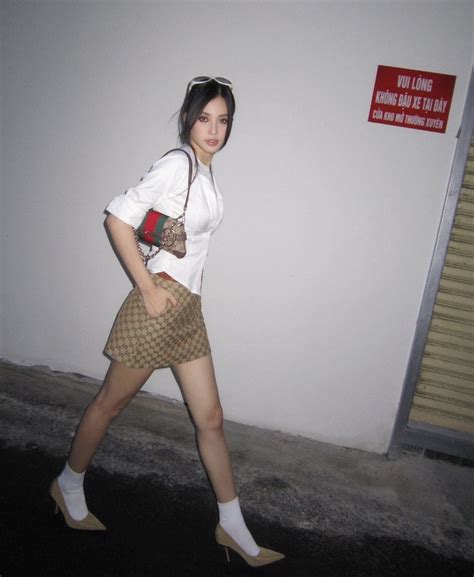 Hội Gen Z tuổi Rồng có style cool Tiểu Vy AMEE đều hot MONO Grey D cũng chất mem còn lại