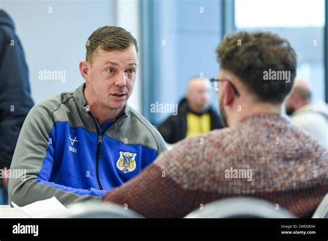 Doncaster rlfc hi-res stock photography and images - Alamy