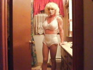 Kinky CD In Vintage Girdle Wanking And Cumming On Bed Gay Masturbation Porn XHamster