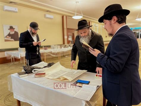 For Second Year Ukrainian Jews Celebrate Purim Amid War