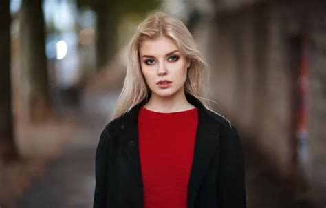 Обои long hair model women blonde portrait open mouth depth of field looking at viewer на