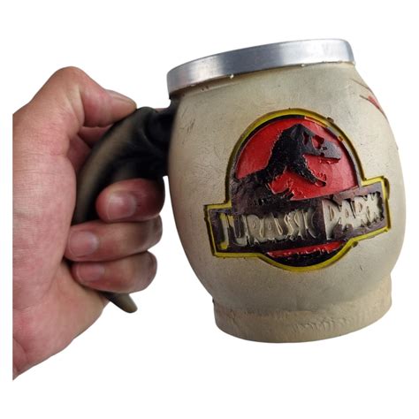 Caneca Jurassic Park - Caneca Jurassic Park Ovo Colec… | Shopping do Inter