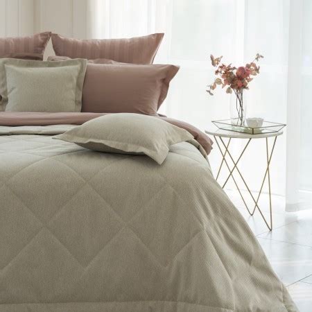 Купить современные покрывала в интернет-магазине бренда La Prima в Москве