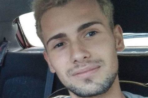 Assassinato De Jovem Gay Brasileiro Causa Como O Na Espanha