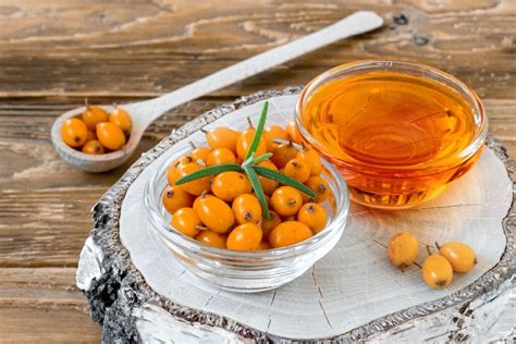 8 научно обоснованных преимуществ облепихового масла, о которых вы не ...