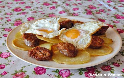 Huevos Rotos Con Chorizo Todos A Comer
