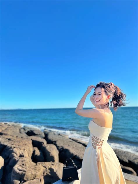 Ti U Tam Gia Nh M Nh Vui B T Th Nh L Nh Di N Bikini Khoe Ng Cong T M T