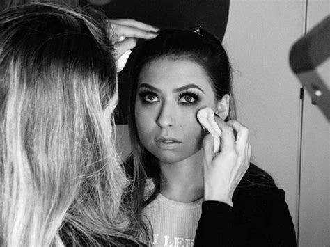 What Life Is Like On The Set Of A Porn Movie 40 Pics