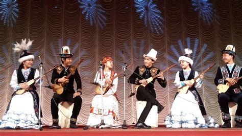 Ансамбль Акак (фурор) - YouTube